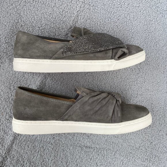 Vince Camuto Barita Grey Suede Leather Slip On Sneakers Sz 10 W - Picture 7 of 12